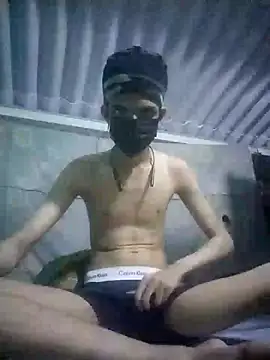 Snapshot of HannanKhan25 chatting on October 2025 01:01:02 PM HannanKhan25 online show from October 2025 01:01:02 PM