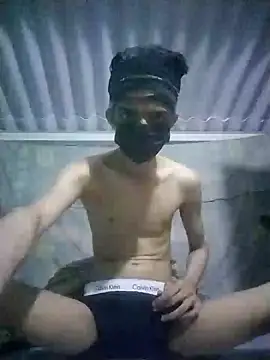 Snapshot of HannanKhan25 chatting on November 2025 01:11:02 PM HannanKhan25 online show from November 2025 01:11:02 PM