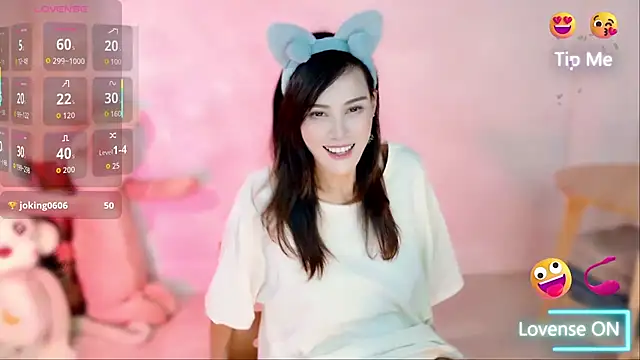 LunaBelle1984 online show from September 2025 04:08:01 PM