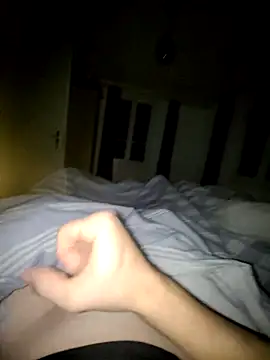 Snapshot of geilerschwanz556r7 chatting on November 2025 05:54:01 AM geilerschwanz556r7 online show from November 2025 05:54:01 AM