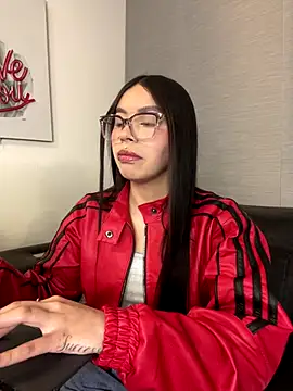 Snapshot of Cristina_pinkk chatting on December 2025 12:49:02 AM Cristina pinkk online show from December 2025 12:49:02 AM