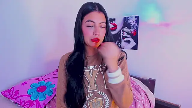 mialeia01 online show from September 2025 12:54:02 AM