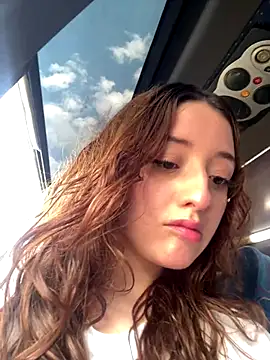 Baby  Otaku online show from November 2025 09:03:02 PM