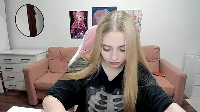 mistress lain online show from June 2026 02:37:02 PM