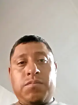 Snapshot of luuiss12 chatting on September 2025 05:16:02 PM luuiss12 online show from September 2025 05:16:02 PM