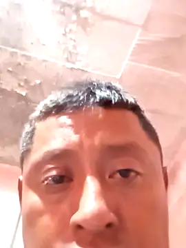 Snapshot of luuiss12 chatting on September 2025 05:18:01 PM luuiss12 online show from September 2025 05:18:01 PM