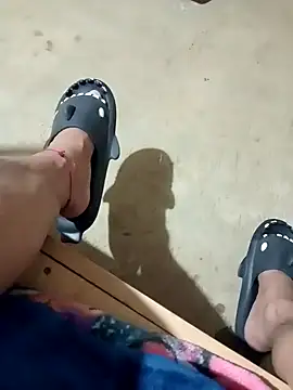 Snapshot of luuiss12 chatting on October 2025 05:15:02 AM luuiss12 online show from October 2025 05:15:02 AM