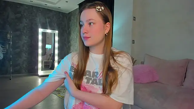 Candy Cansew online show from March 2026 01:11:01 AM