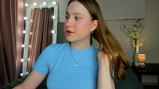 Candy Cansew online show from April 2026 09:29:01 AM