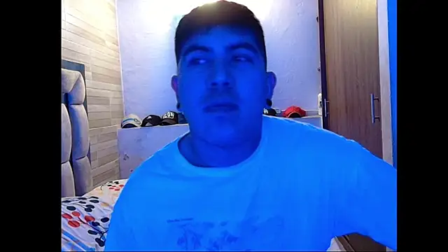 Snapshot of SmithBrigerton chatting on December 2025 05:06:02 AM SmithBrigerton online show from December 2025 05:06:02 AM