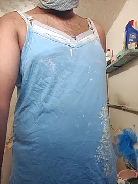 Snapshot of Brown69_guy chatting on November 2025 05:06:02 AM Brown69 guy online show from November 2025 05:06:02 AM