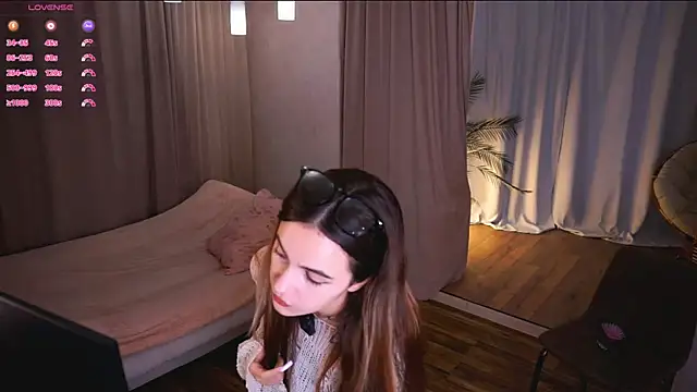 CupSizeGirl online show from November 2025 01:12:02 PM