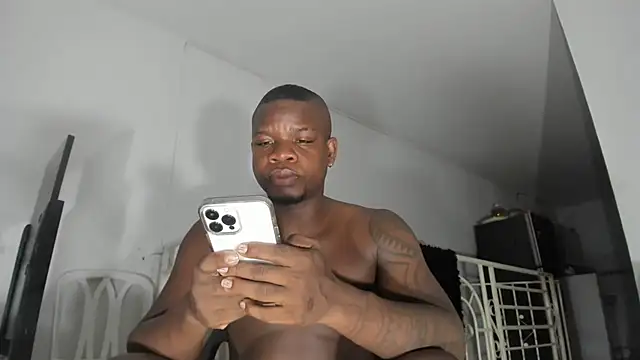 Snapshot of feliipehot chatting on November 2025 02:01:02 AM feliipehot online show from November 2025 02:01:02 AM