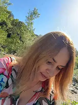 O-Eva online show from April 2026 02:04:02 PM