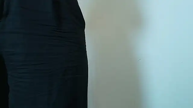  Victoria Collins online show from December 2025 11:03:02 AM