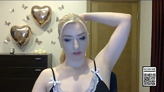 Snapshot of Wild_Silk_Desire chatting on May 2026 06:02:01 PM Wild Silk Desire online show from May 2026 06:02:01 PM