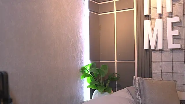 Susan wall online show from April 2026 01:05:02 PM