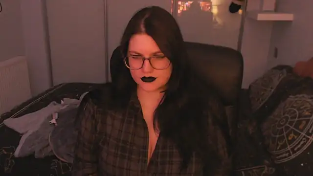 GothSuccubusBabe online show from March 2026 09:10:01 PM