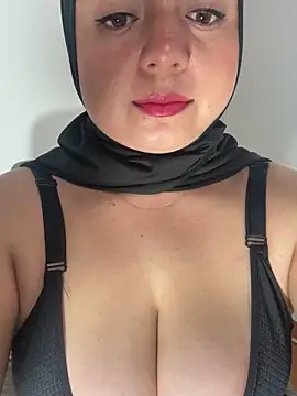 bluum online show from February 2026 06:06:01 PM