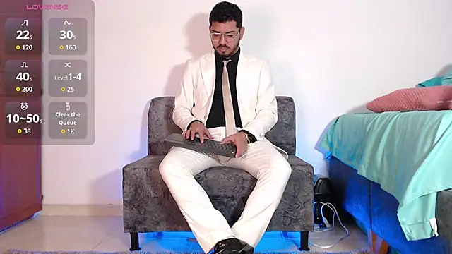 samuelcoopeer online show from September 2025 05:02:01 PM