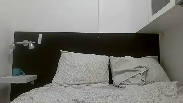 Snapshot of melyssa_luv chatting on September 2025 10:42:02 PM melyssa luv online show from September 2025 10:42:02 PM