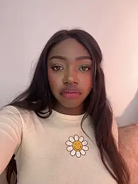 alissradiante1 online show from November 2025 01:41:02 AM