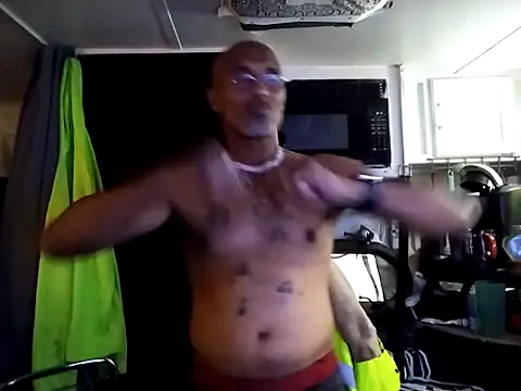 badboy2u2025 online show from December 2025 03:47:01 AM