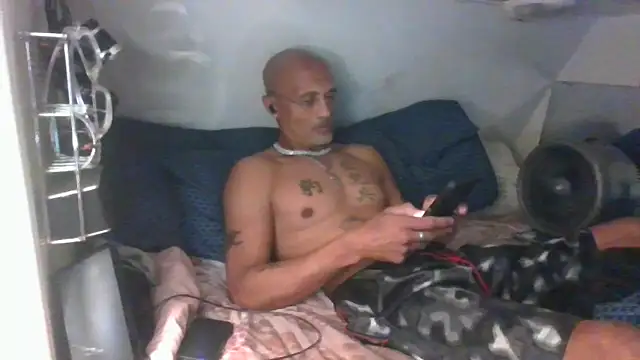 badboy2u2025 online show from December 2025 03:08:02 PM