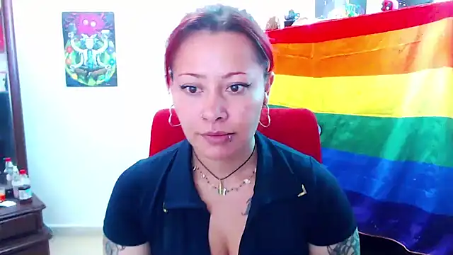 Snapshot of Aleja2530 chatting on October 2025 07:54:01 PM Aleja2530 online show from October 2025 07:54:01 PM