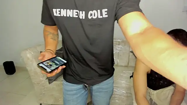 Snapshot of santiago_rick chatting on March 2025 04:38:02 AM santiago rick online show from March 2025 04:38:02 AM