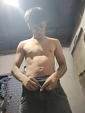 Snapshot of DXTFFx chatting on September 2025 09:05:02 PM DXTFFx online show from September 2025 09:05:02 PM