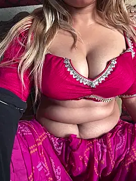 Snapshot of CANDY-3 chatting on November 2025 10:15:02 AM CANDY-3 online show from November 2025 10:15:02 AM