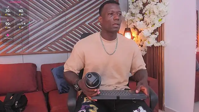 Snapshot of MarcusBlack_ chatting on November 2025 03:25:02 PM MarcusBlack online show from November 2025 03:25:02 PM