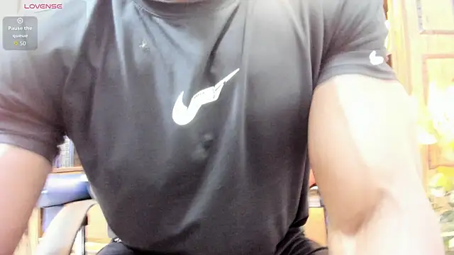 Snapshot of MarcusBlack_ chatting on November 2025 10:03:01 AM MarcusBlack online show from November 2025 10:03:01 AM