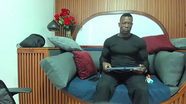 Snapshot of MarcusBlack_ chatting on November 2025 11:53:01 AM MarcusBlack online show from November 2025 11:53:01 AM