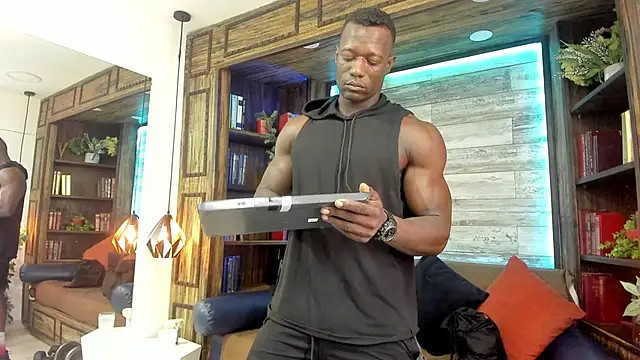 Snapshot of MarcusBlack_ chatting on December 2025 11:37:01 AM MarcusBlack online show from December 2025 11:37:01 AM