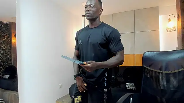 Snapshot of MarcusBlack_ chatting on December 2025 11:52:01 AM MarcusBlack online show from December 2025 11:52:01 AM