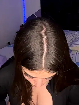 jazminslut online show from November 2025 09:52:01 PM