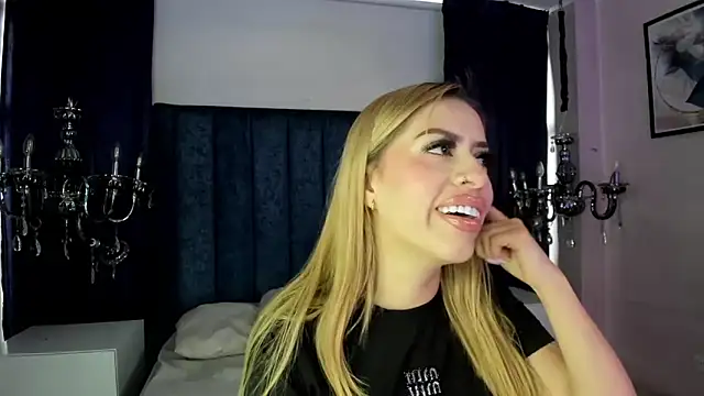 Anittatoro  online show from November 2025 07:24:01 PM