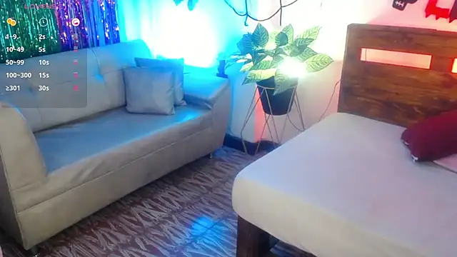 Snapshot of Yeseniaa25_ chatting on October 2025 03:33:01 PM Yeseniaa25 online show from October 2025 03:33:01 PM