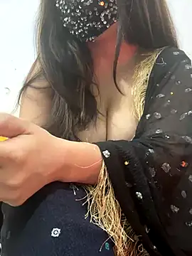 Snapshot of Punjabi_Jaati chatting on November 2025 08:51:01 PM Punjabi Jaati online show from November 2025 08:51:01 PM