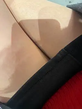 xiaoyuan01 online show from March 2026 02:46:01 AM