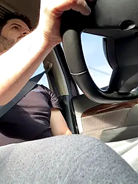 uto857 online show from November 2025 01:00:01 PM