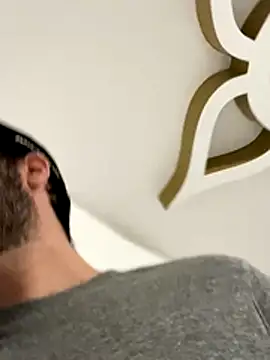 uto857 online show from January 2026 03:47:01 PM