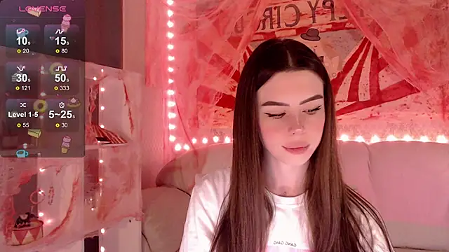 Snapshot of HolyMiax chatting on October 2025 03:40:01 AM HolyMiax online show from October 2025 03:40:01 AM