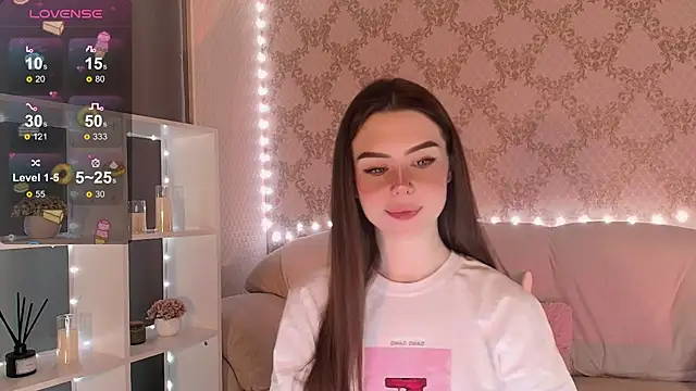 Snapshot of HolyMiax chatting on November 2025 03:17:01 AM HolyMiax online show from November 2025 03:17:01 AM