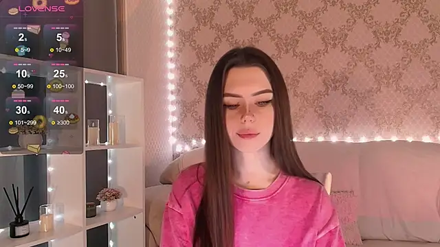 Snapshot of HolyMiax chatting on December 2025 03:13:01 AM HolyMiax online show from December 2025 03:13:01 AM