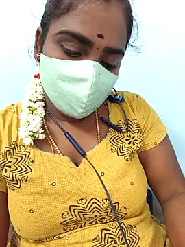 Snapshot of Tamil_riyalini12 chatting on November 2025 05:02:01 PM Tamil riyalini12 online show from November 2025 05:02:01 PM