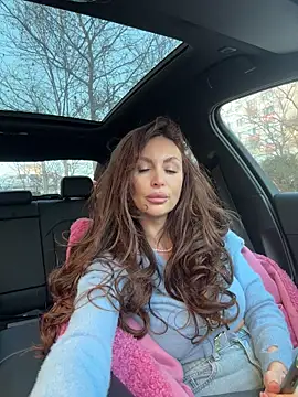 LunaBex online show from January 2026 06:51:02 AM