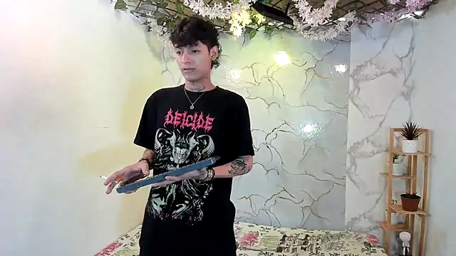 Bastian boyshot77 online show from May 2026 07:37:02 PM